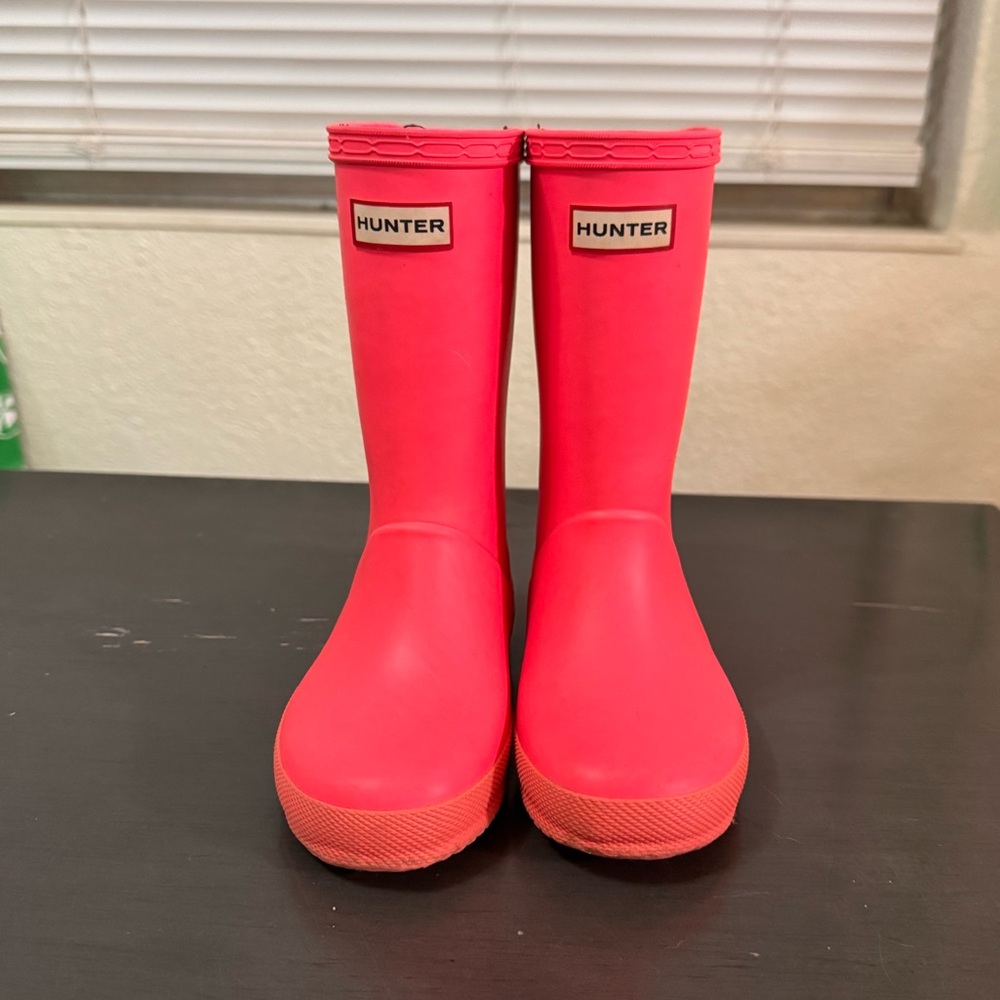 Hunter - Neon Coral/Pink Rain boots - Size 11 Toddler